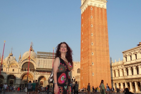 Estrella Cuello tras actuación en Venecia